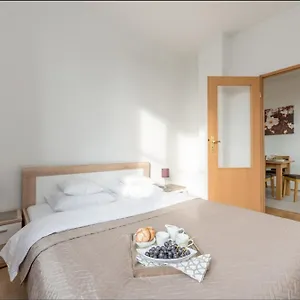 https://po-zgoda-apartment-23rd-floor.warsawhotelspoland.com